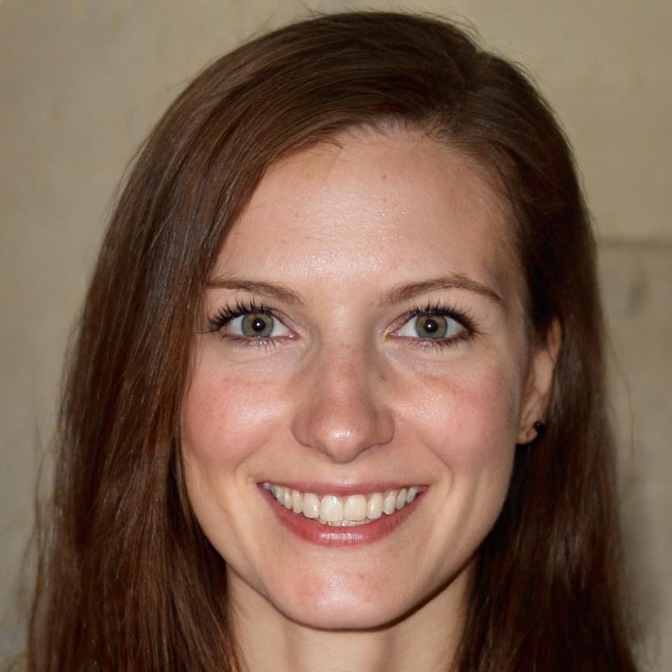 Elena Vázquez Herrera, Directora de Estrategia Financiera